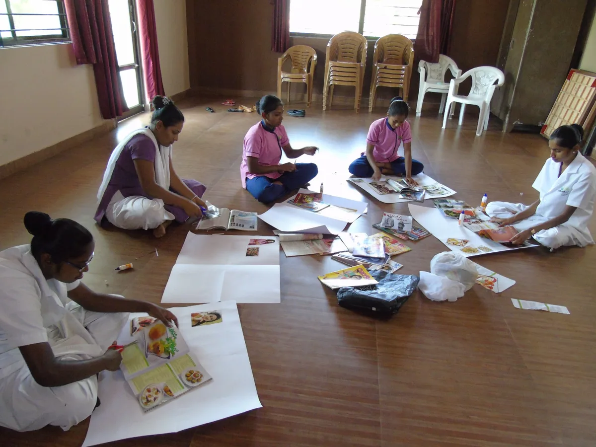 Expressive arts activity in a healthcare learning setting